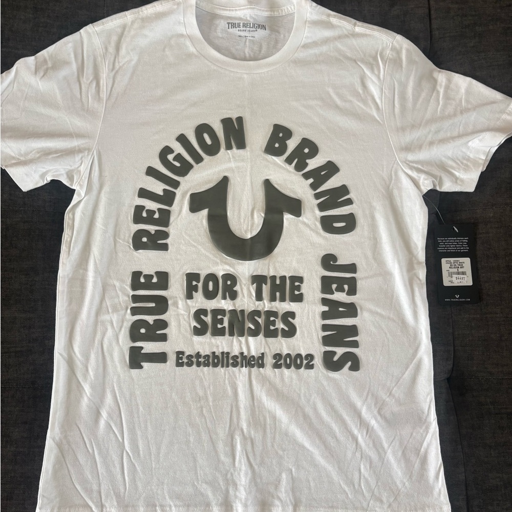 Men’s True Religion White and Gray Graphic Tee, size S